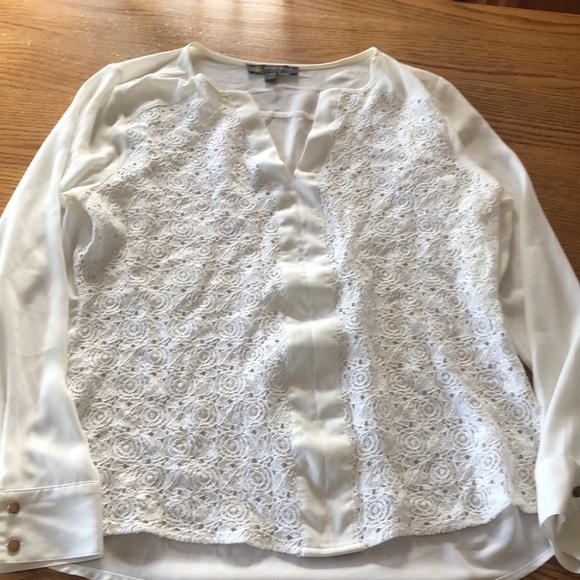 Tops - Womens Lace top